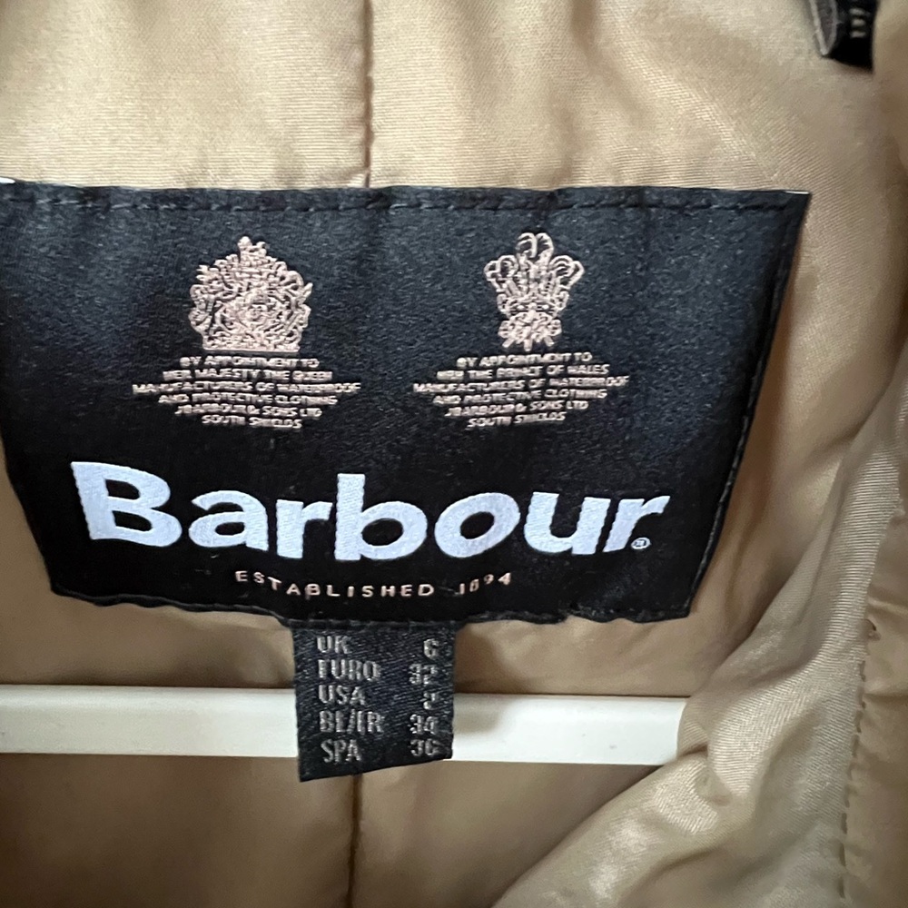 Barbour Quilted Utility Jacket - Picture 5 of 6
